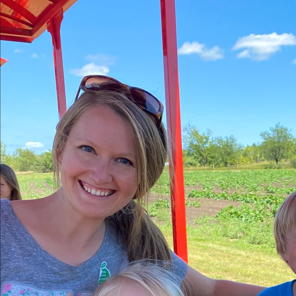 Meet your Posher, Anna